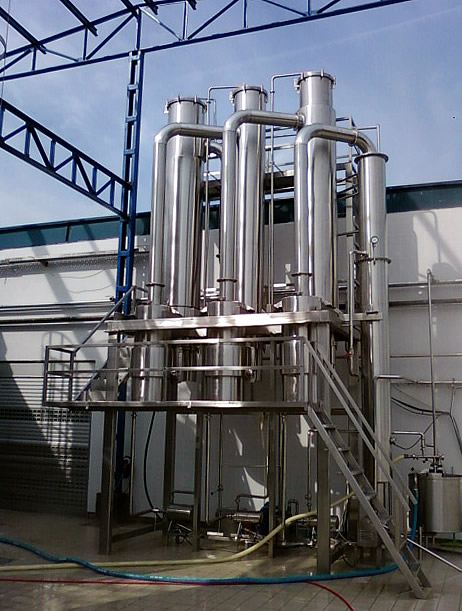 EVAPORATOR